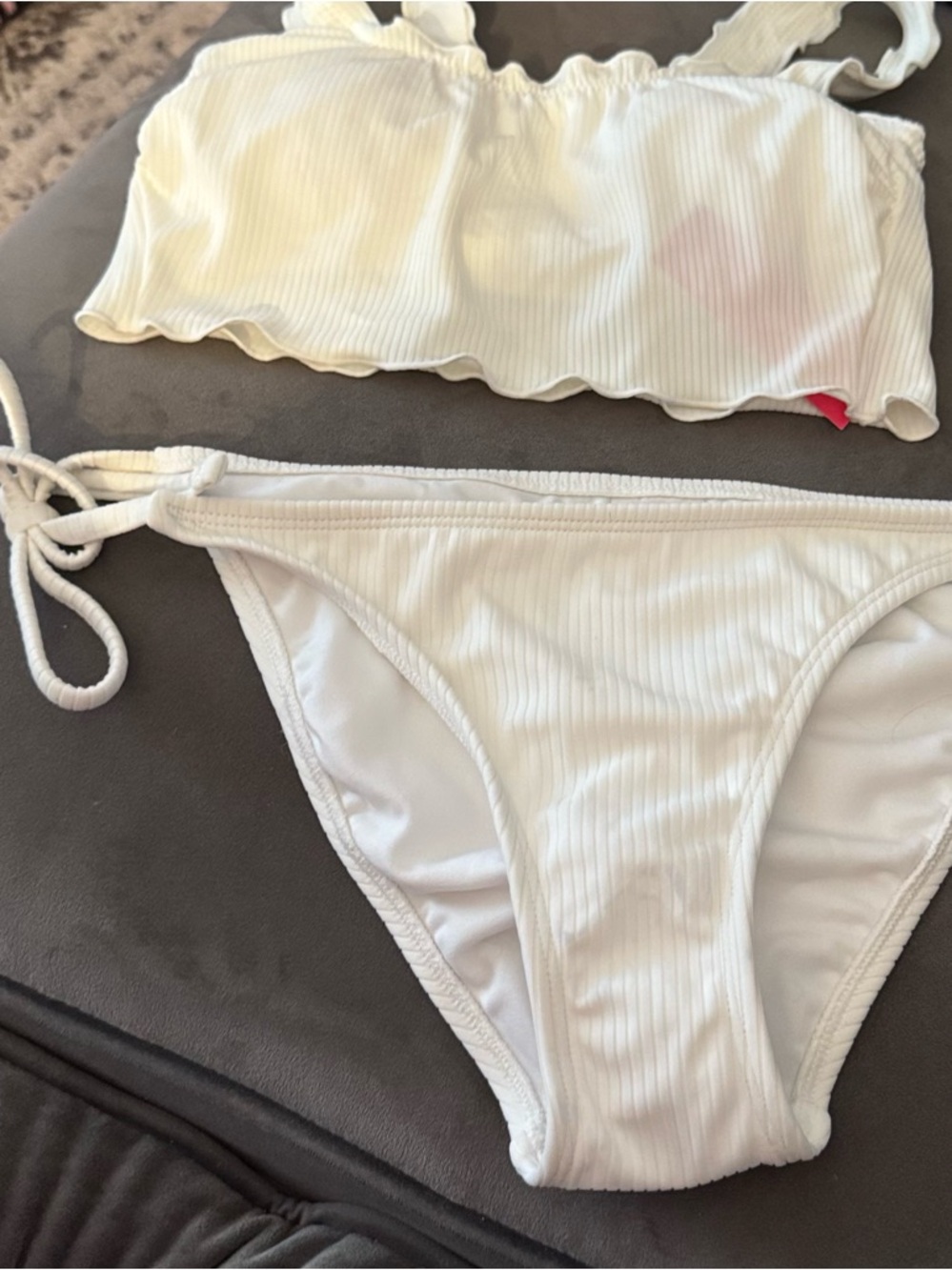 Xhilaration White Ribbed Ruffle Bikini Set - Picture 5 of 10